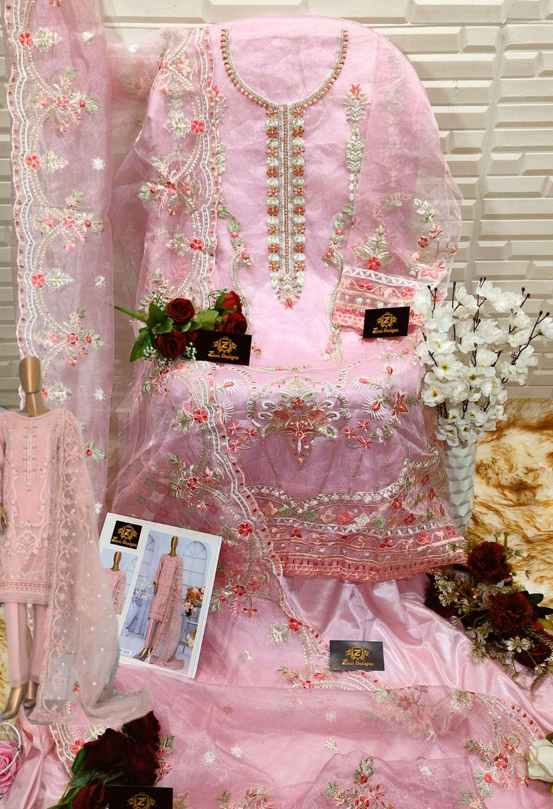 ZEEN DESIGN 121 HIT BY ZEEN DESIGNS BEAUTIFUL STYLISH PAKISTANI SUITS FANCY COLORFUL CASUAL WEAR & ETHNIC WEAR & READY TO WEAR ORGANZA EMBROIDERY DRESSES AT WHOLESALE PRICE